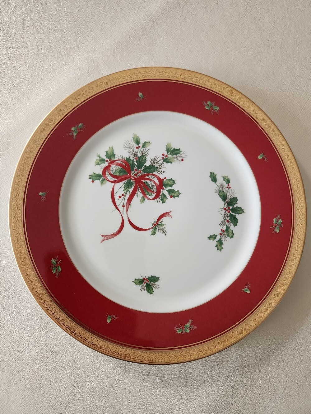 Rare & Retired! MIKASA PALATIAL HOLLY GOLD 12.25" Serving / Cake Plate